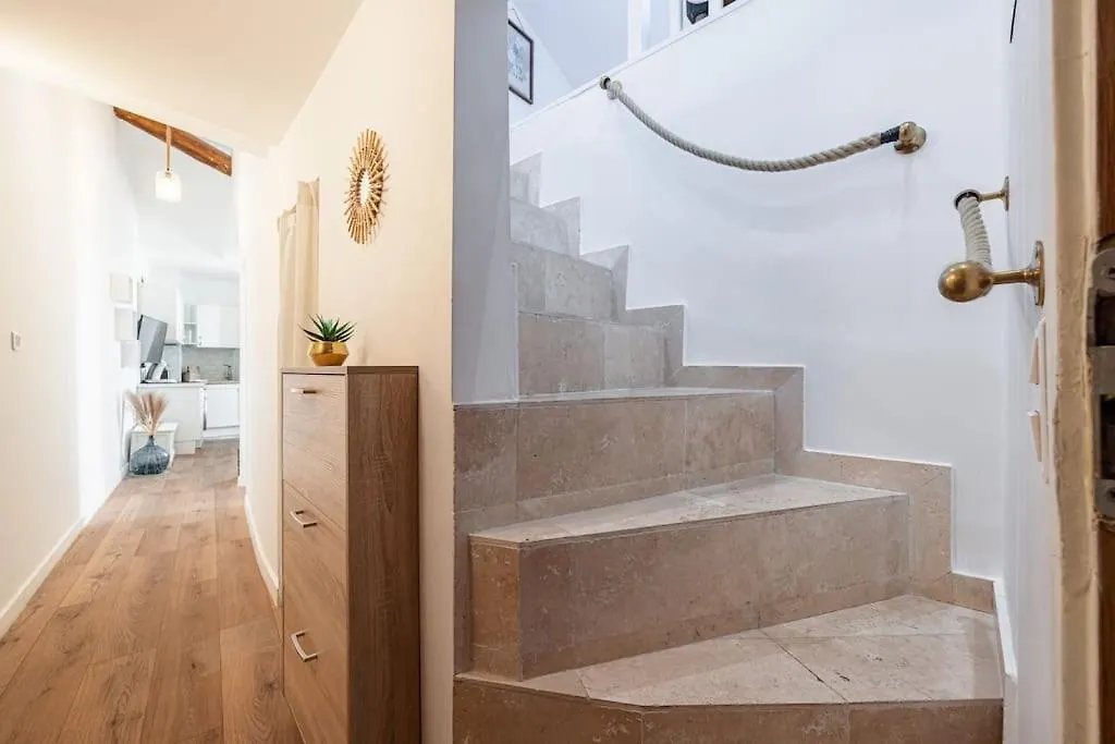 Magnifique Appartement Au Coeur Du Vieux Nice