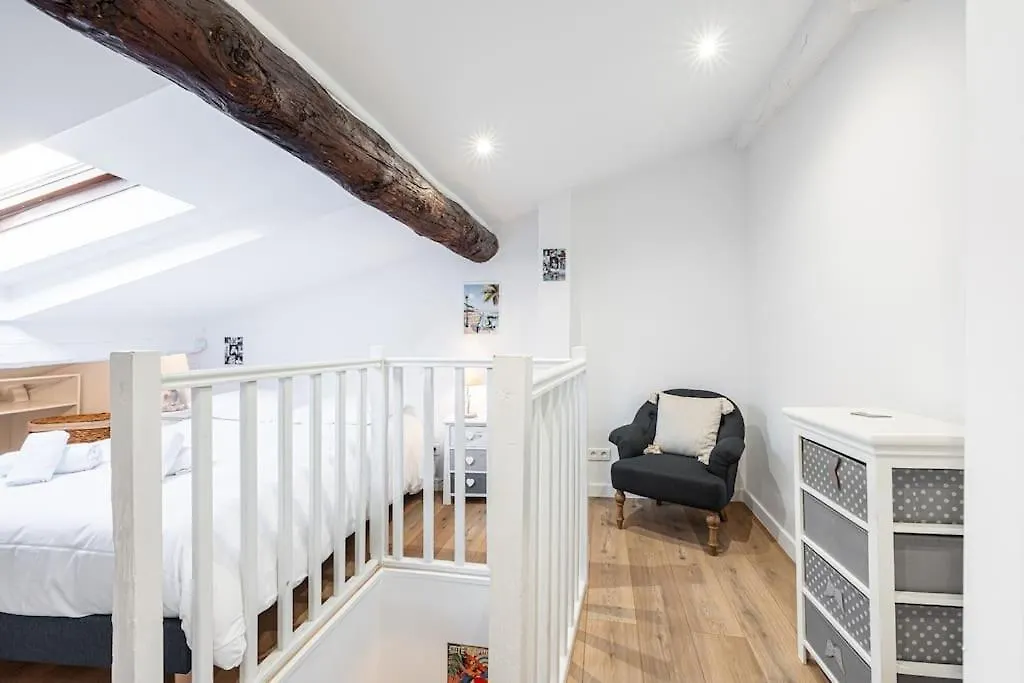 Magnifique Appartement Au Coeur Du Vieux Nice 0*,  France