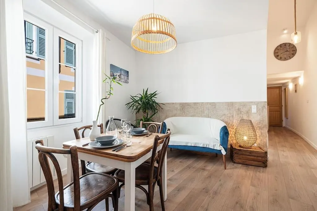 Magnifique Appartement Au Coeur Du Vieux Nice