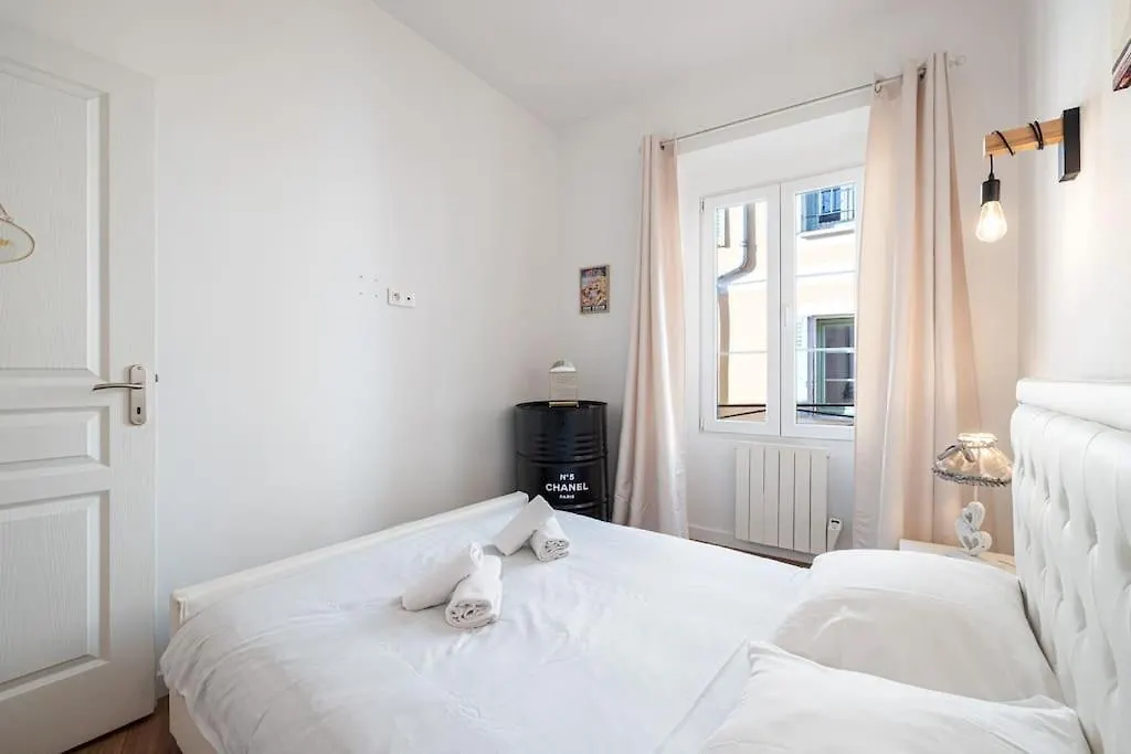 Magnifique Appartement Au Coeur Du Vieux Nice Apartment
