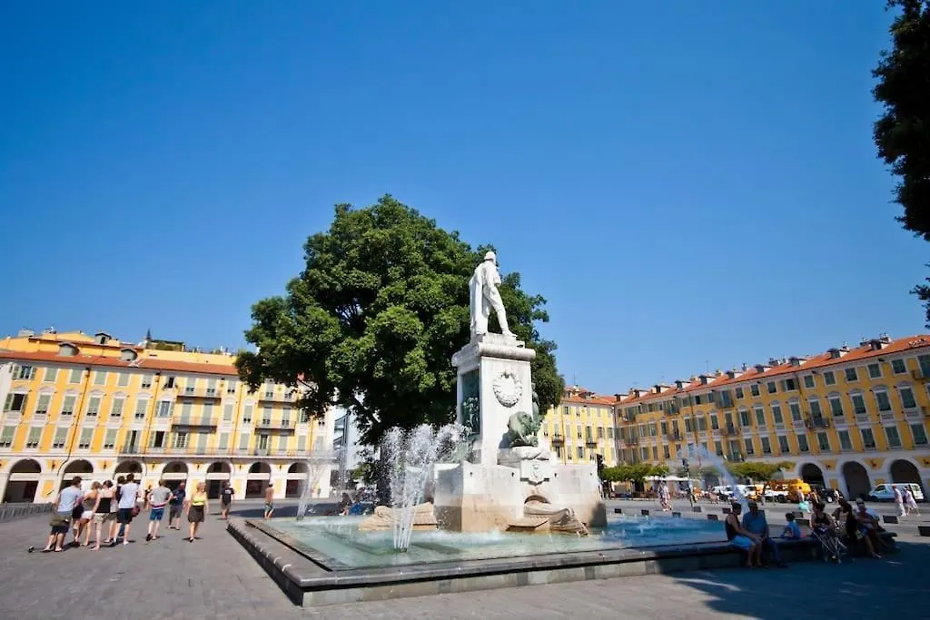 Magnifique Appartement Au Coeur Du Vieux Nice